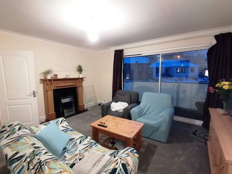 Flat Charterhall Grove in City of Edinburgh