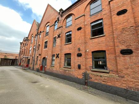 Flat The Maltings in East Staffordshire
