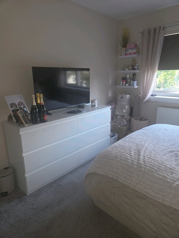Room Monkswick Road in Harlow