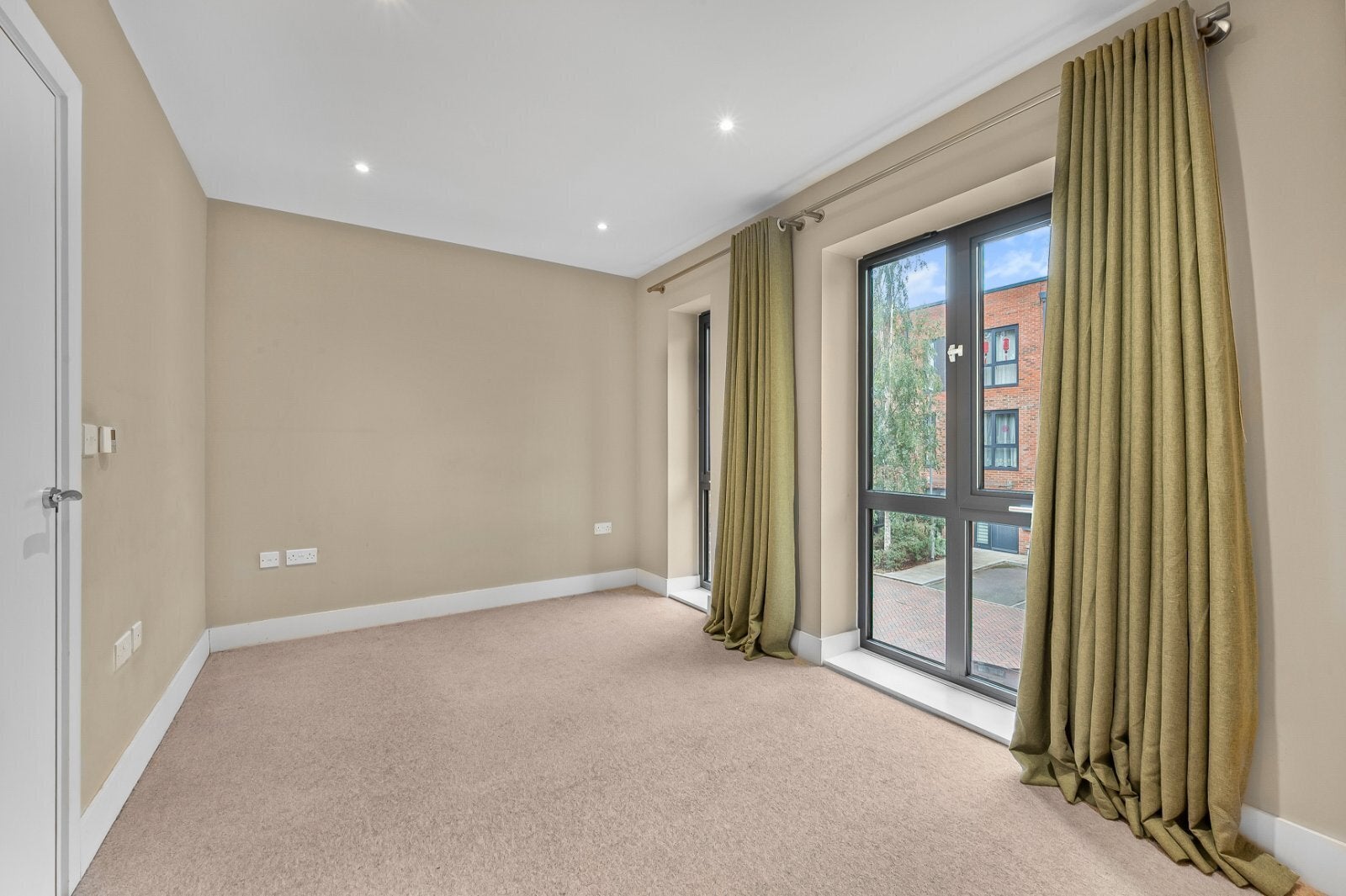 House Huntingfield Road in Greater London