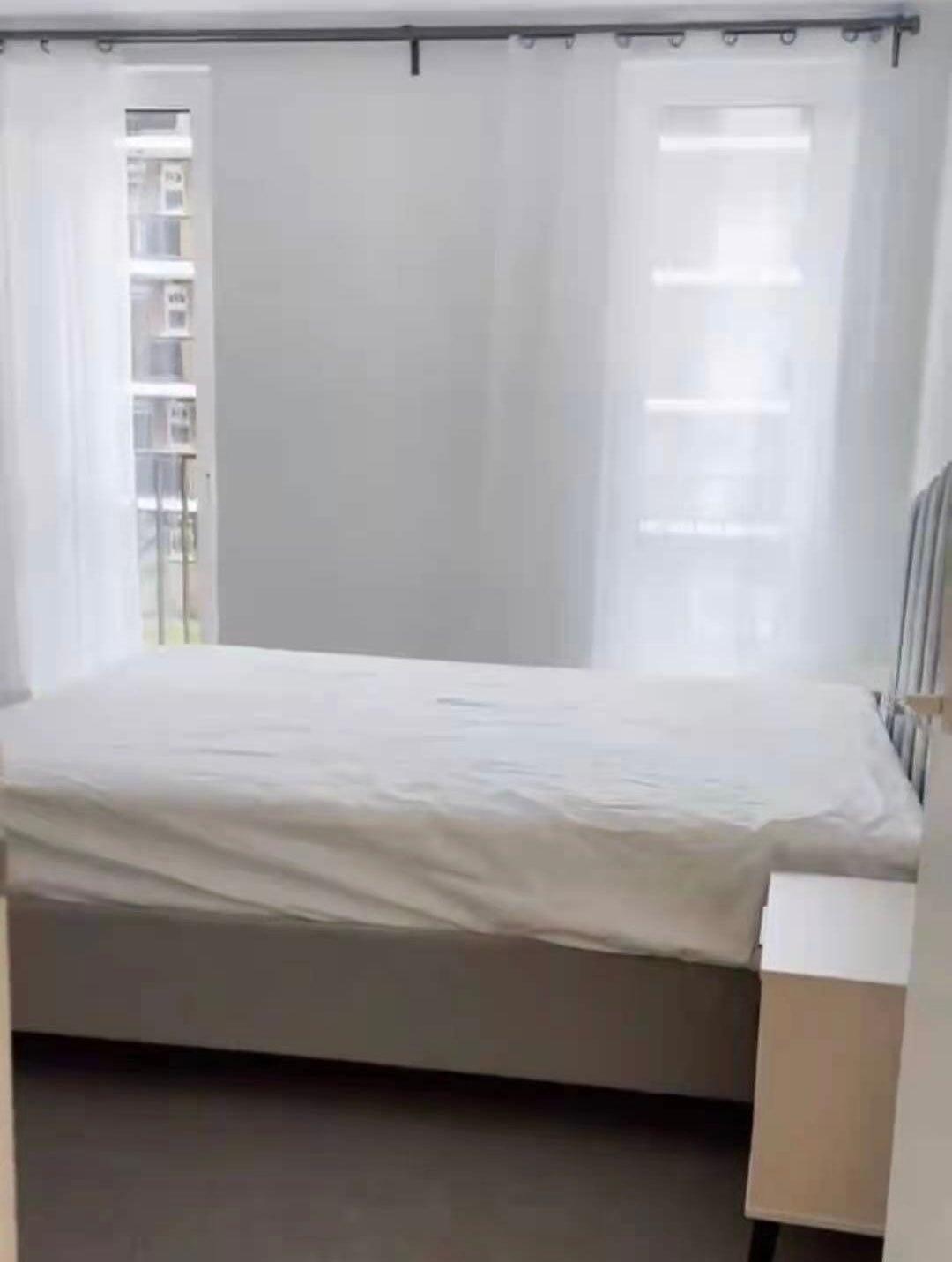 Flat Sidney Street in Greater London