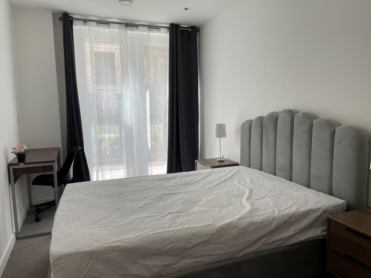 Flat Sidney Street in Greater London