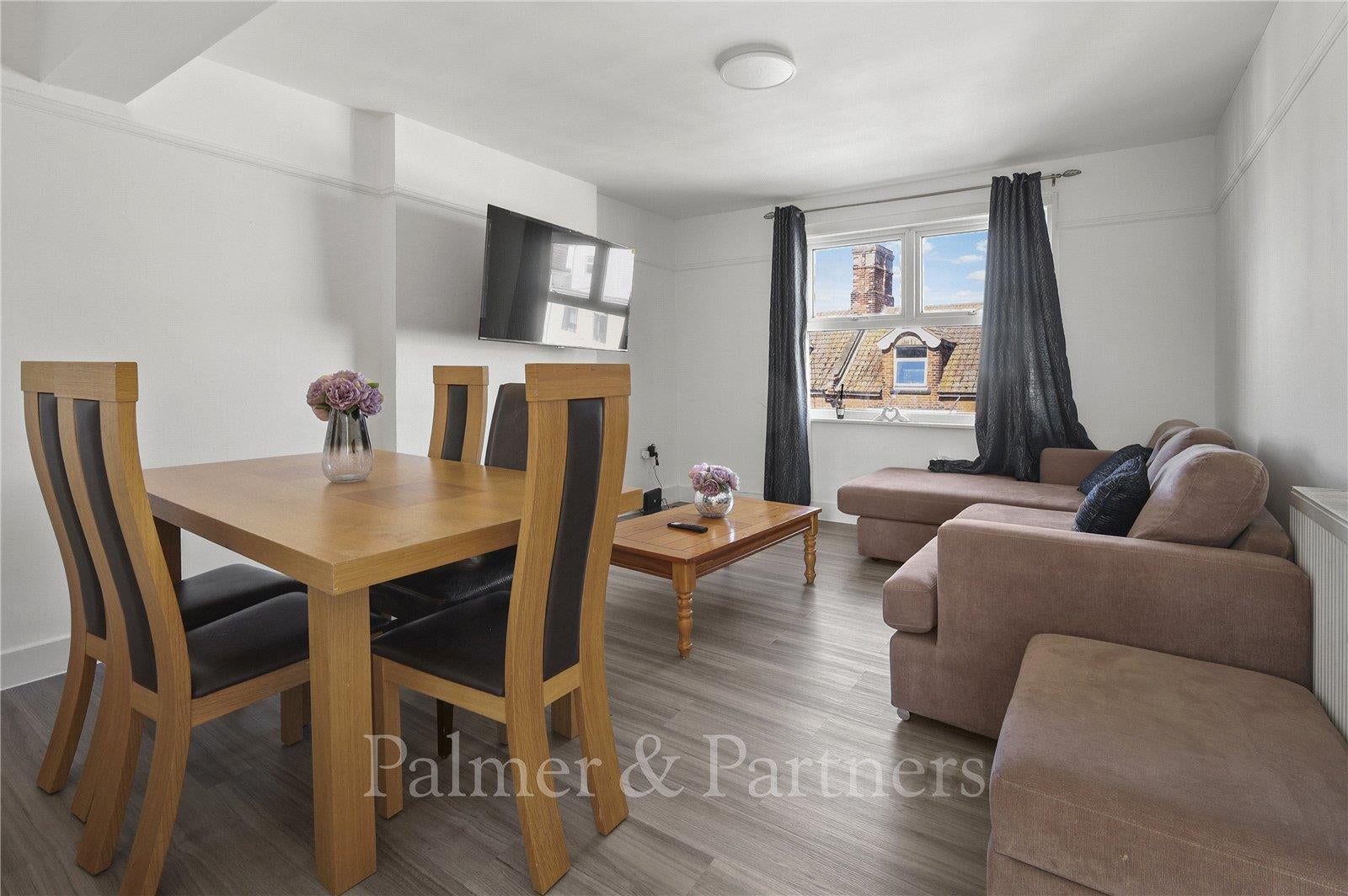 Flat Colne Road in Clacton-on-Sea