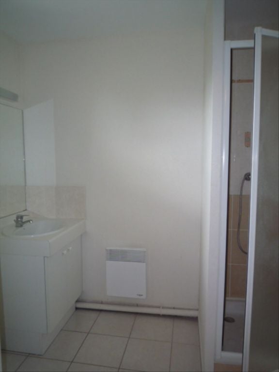 Appartement D 356.2 à Bazoches-les-Hautes