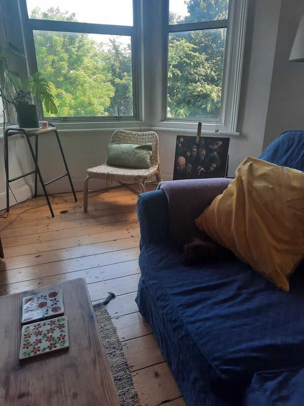 Room Queen's Road in Greater London