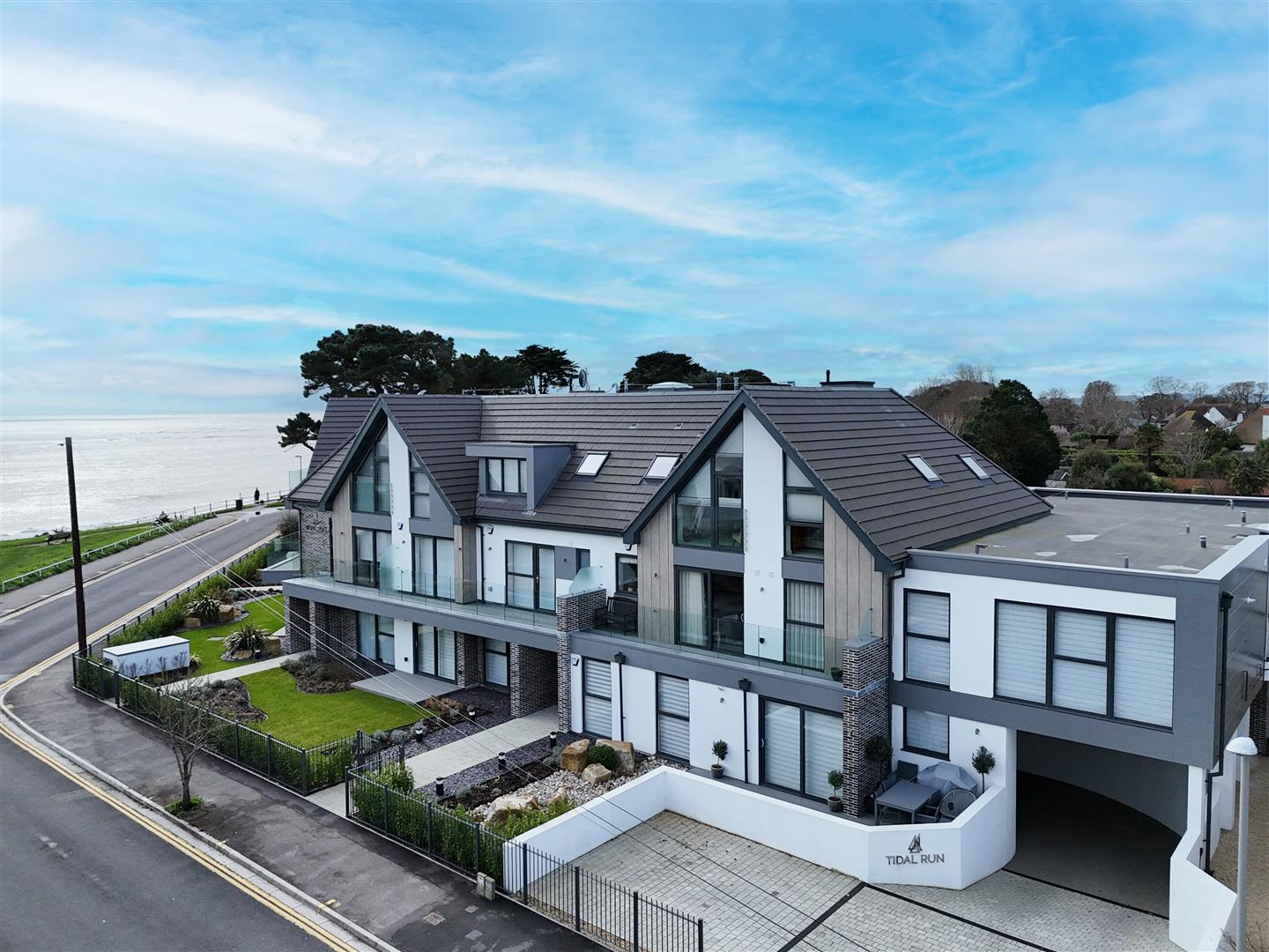 Flat Southcliffe Road in Christchurch