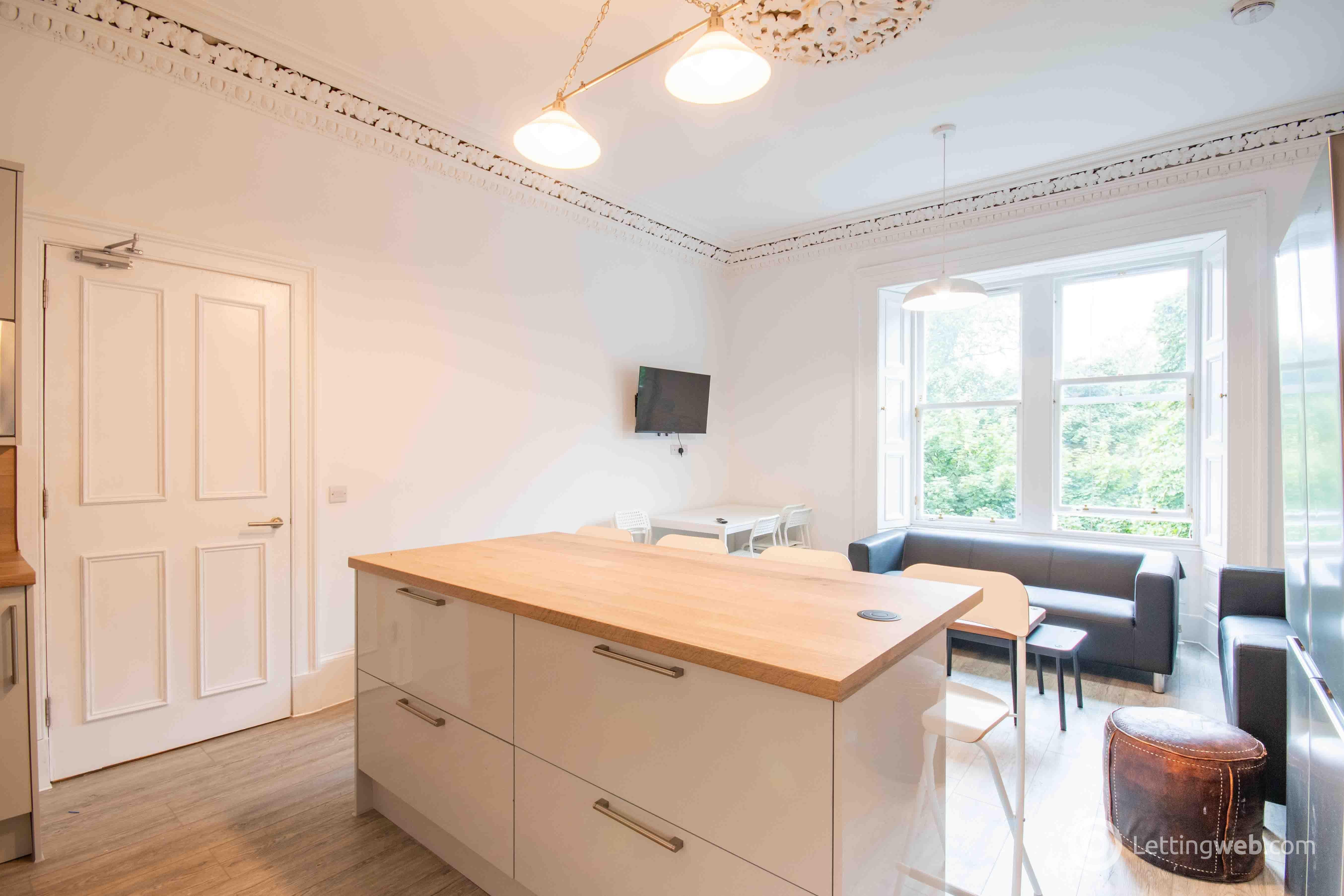 Room Melville Terrace in Edinburgh