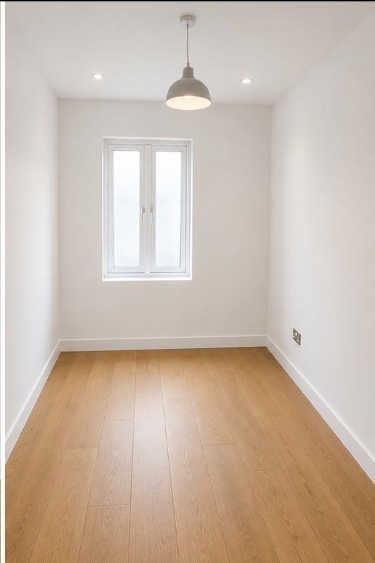 Flat Mount Pleasant Terrace in Bristol