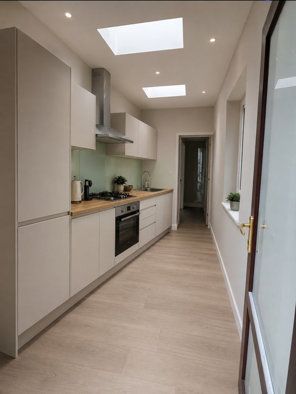 Flat Mount Pleasant Terrace in Bristol