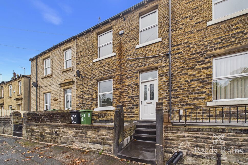Flat School Lane in Kirklees