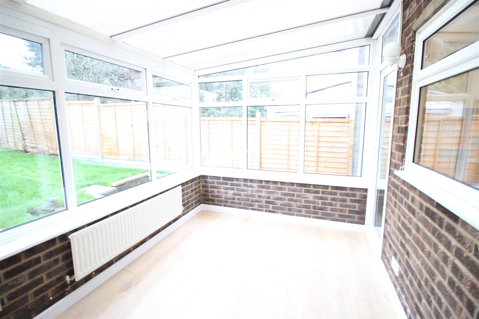 House Oaks Drive in Higham Ferrers