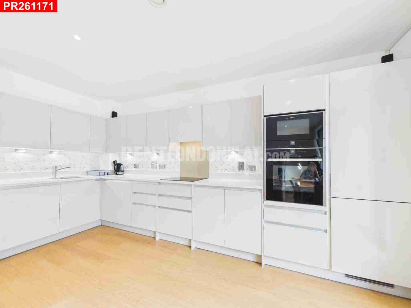 Flat Berry Hill in Taplow