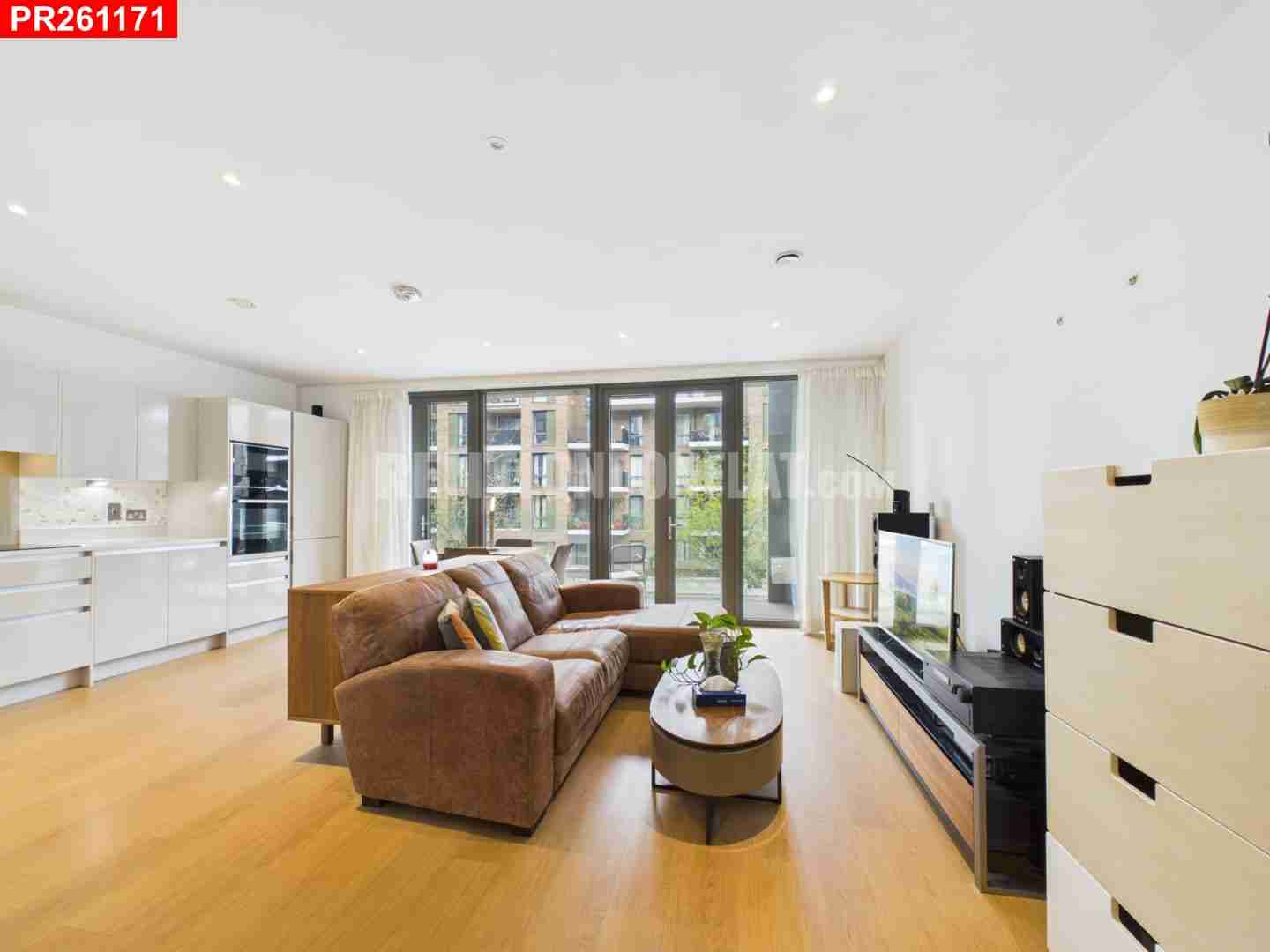 Flat Berry Hill in Taplow