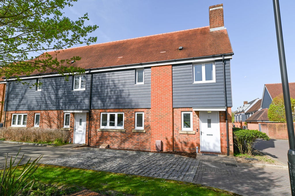 House Gardener Close in Waterlooville