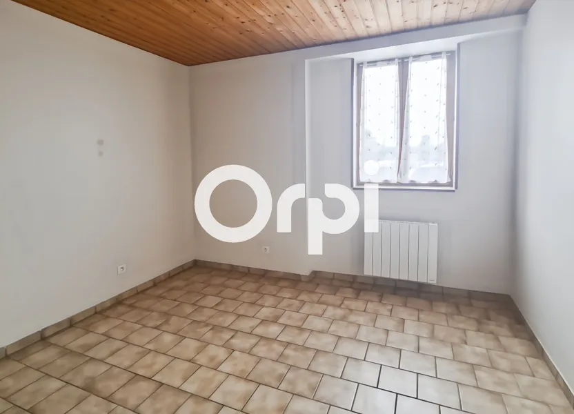 Flat Rue de la Berche in Saint-Martin-en-Haut