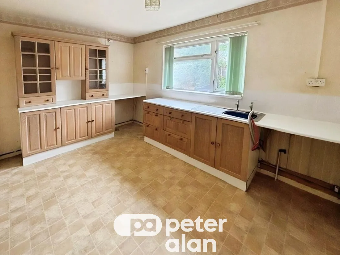 Flat Hillside View in Bargoed
