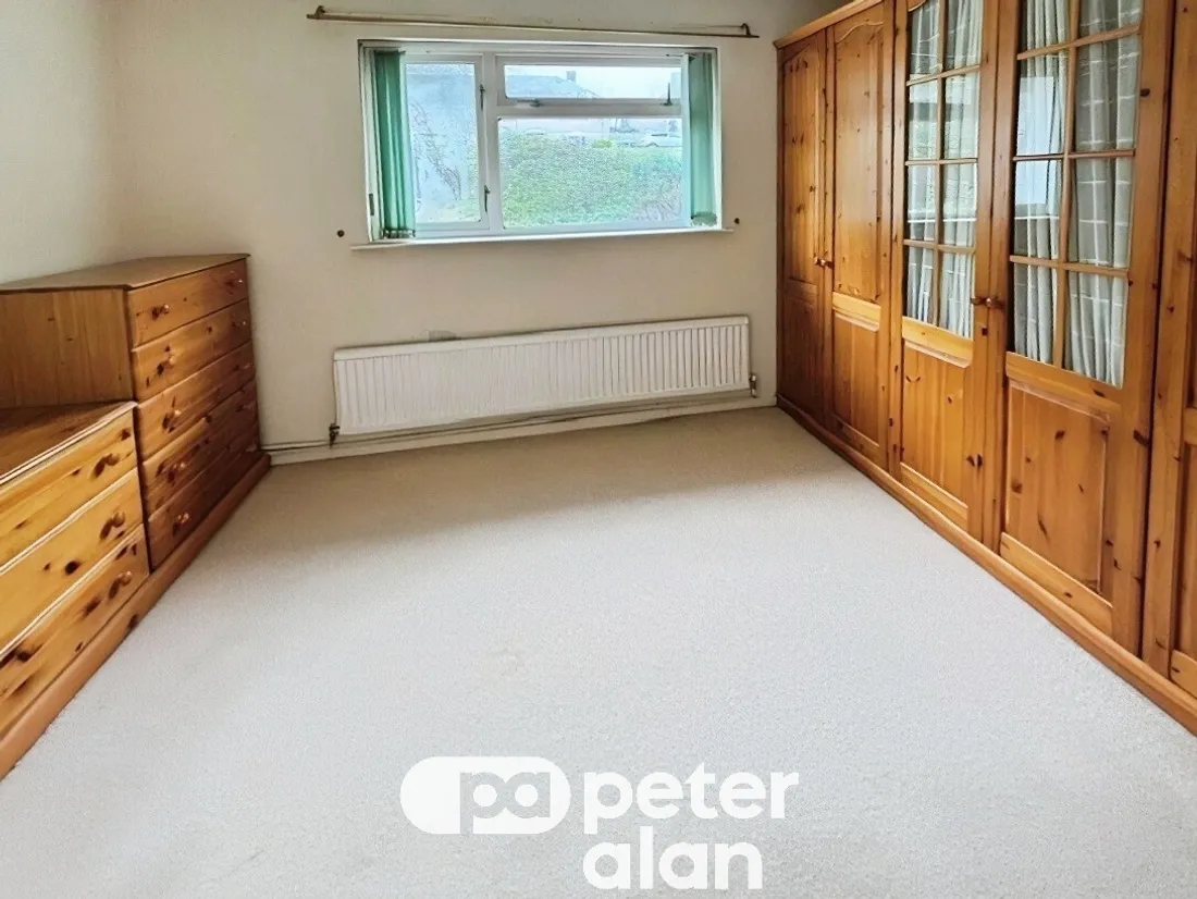 Flat Hillside View in Bargoed
