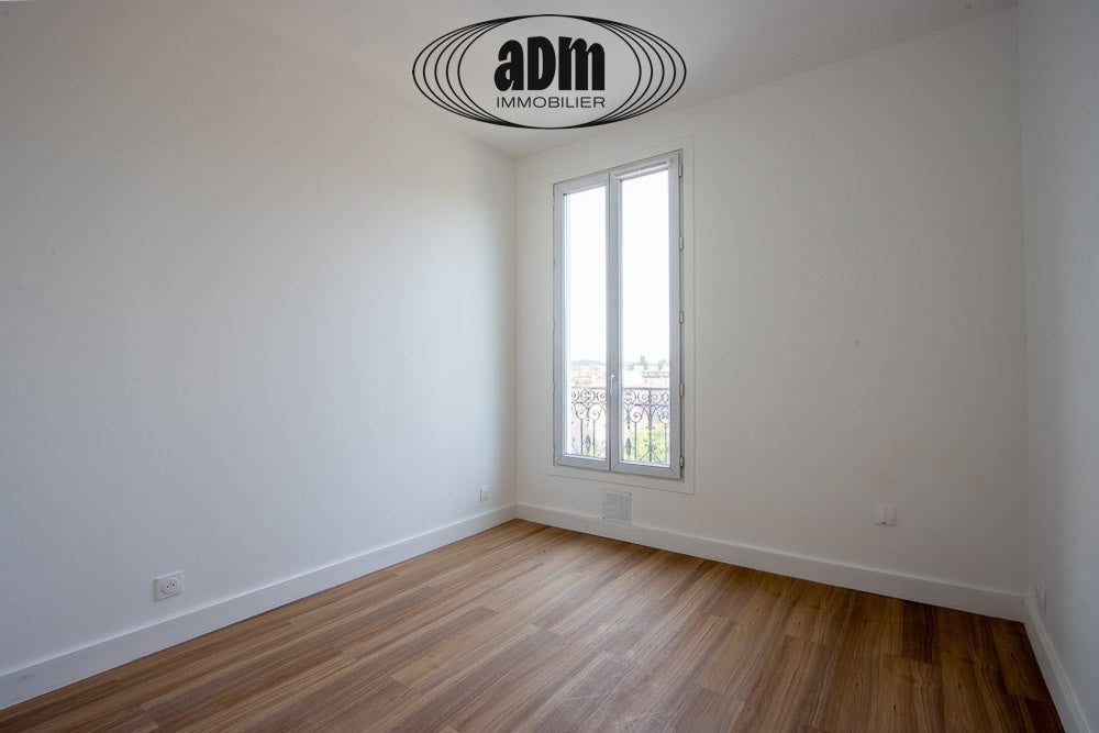 Flat Rue des Collines in Gennevilliers