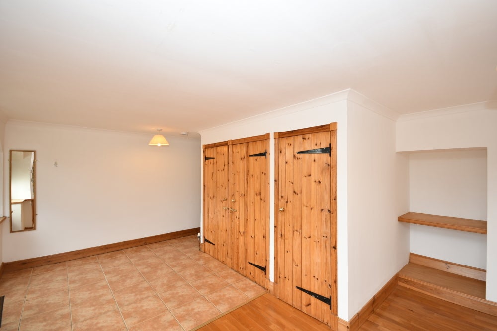 House B9006 in Croy