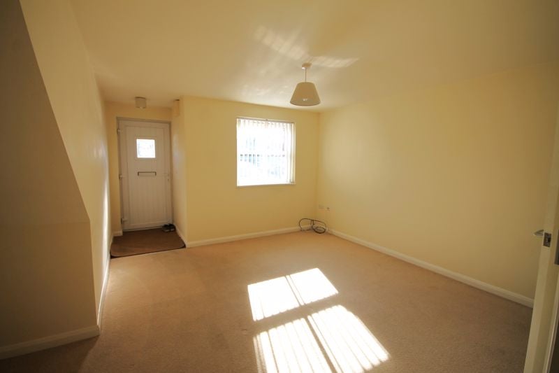 Flat Edgell Road in Chichester