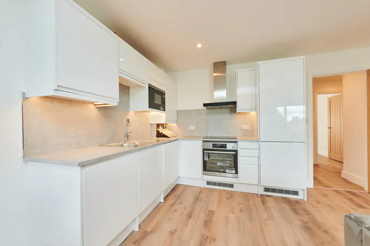 Flat Hendon Way in Greater London