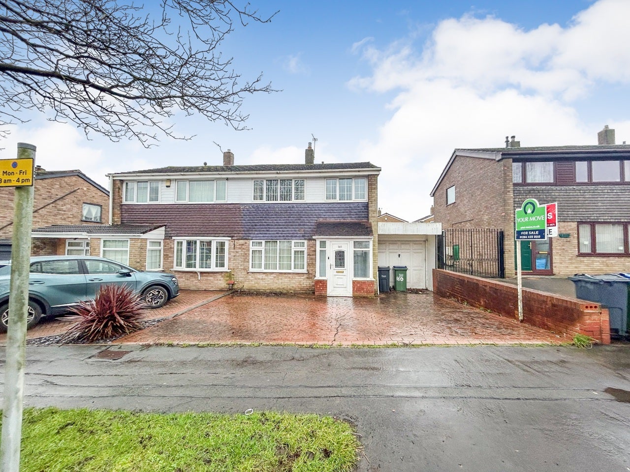 House Darbys Hill Road in Sandwell