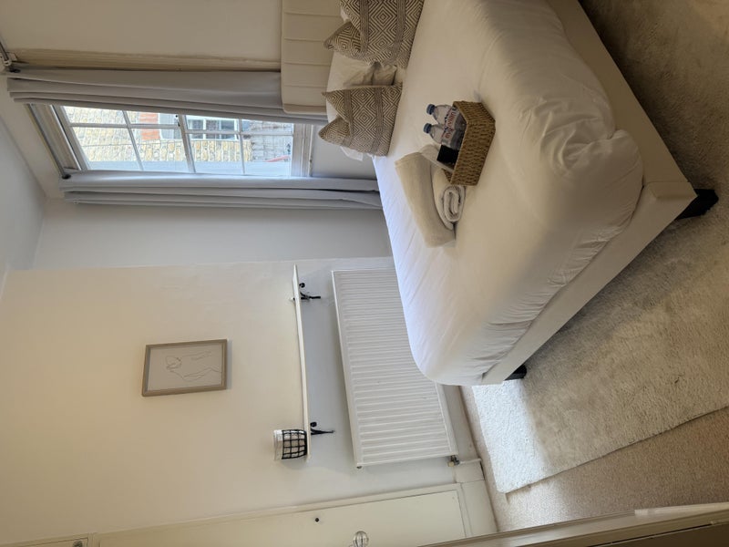 Room Micklethwaite Road in Greater London