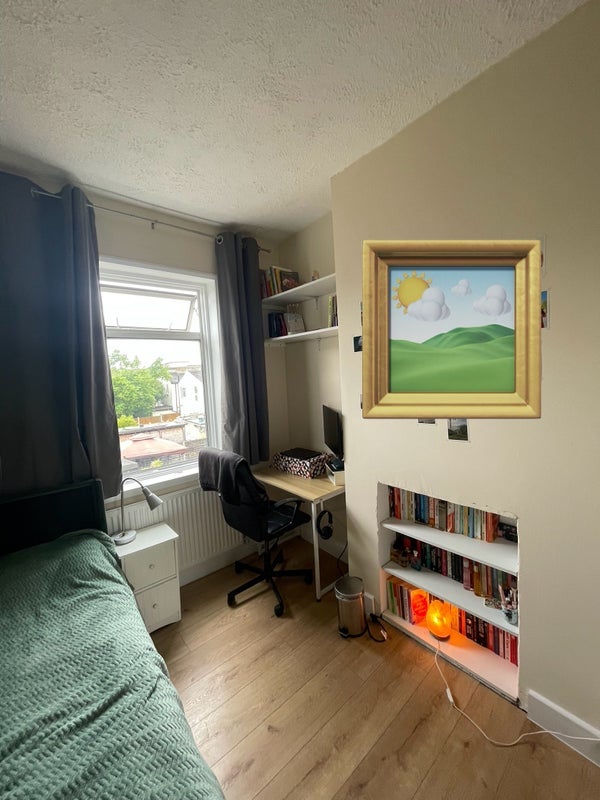 Room Glenthorne Road in Greater London