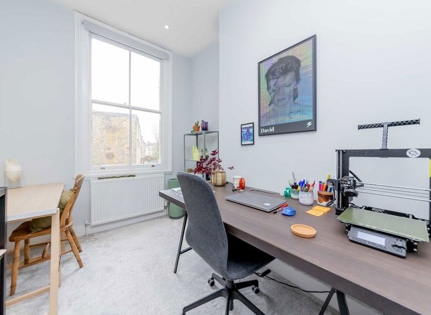 Flat Saltram Crescent in City of Westminster