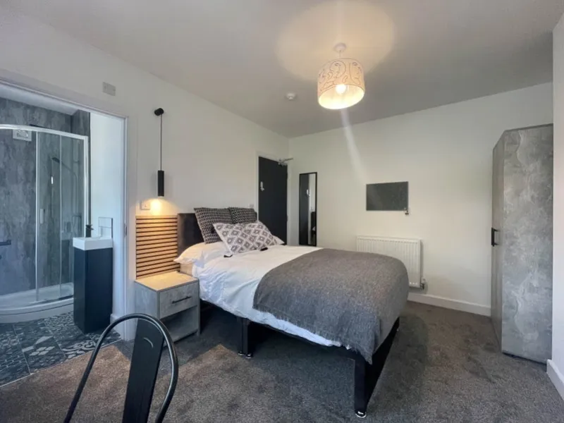 Room Salisbury Street in Nottingham