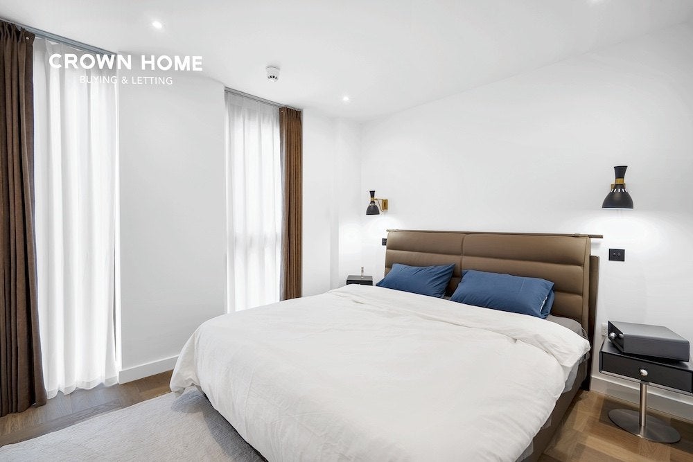 Flat Merino Gardens in Greater London