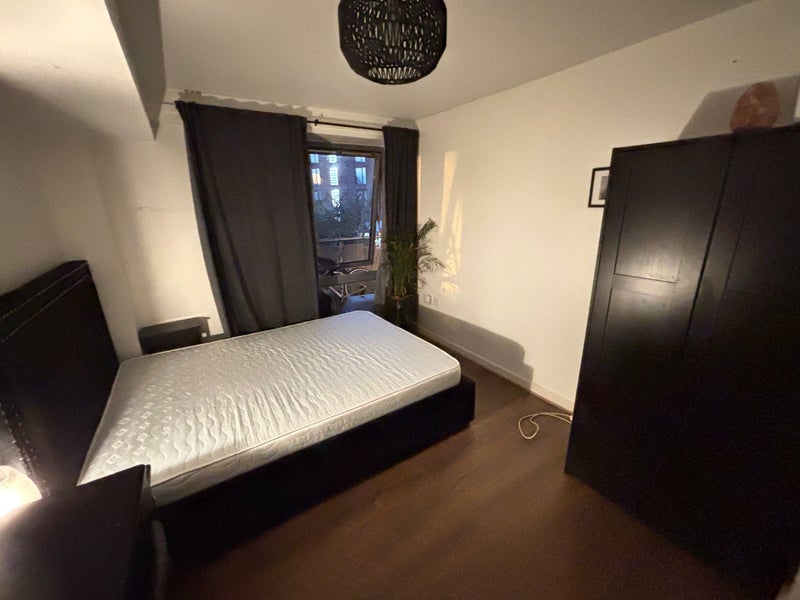 Room Carr Street in Greater London
