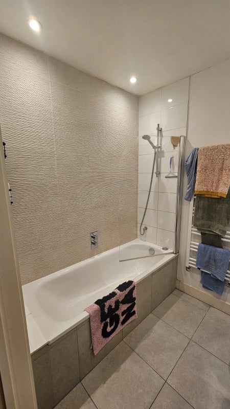 Room Wallis's Cottages in Greater London