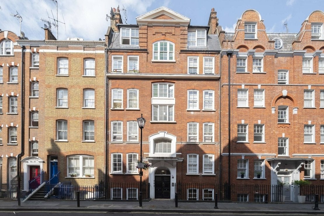 Flat Hanson Street in City of Westminster
