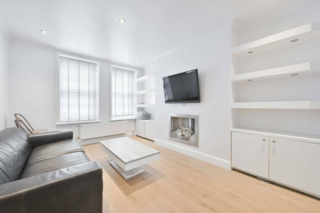 Flat Hanson Street in City of Westminster