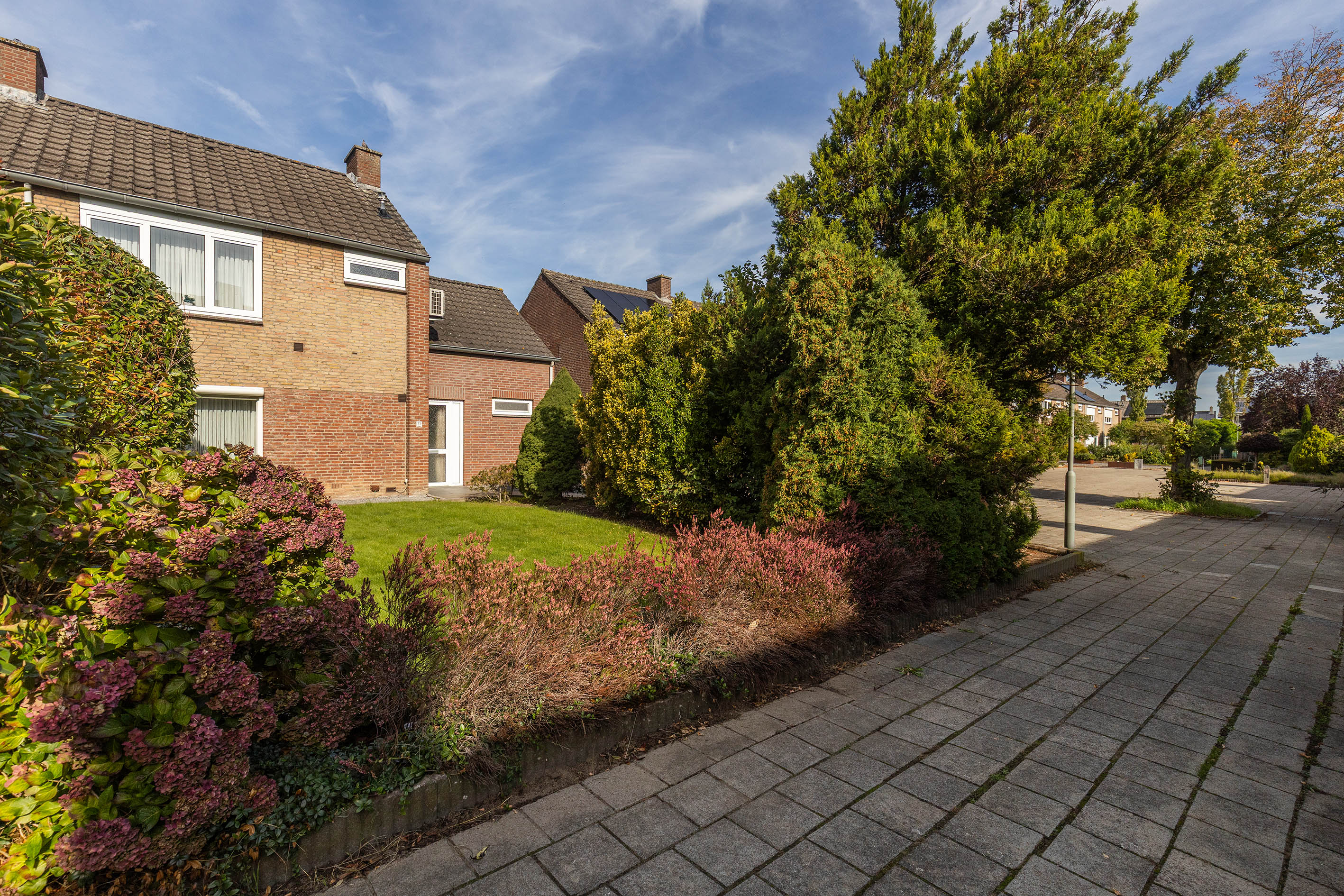 Hoekwoning te koop: Eenbesweg 21, Nieuwstadt