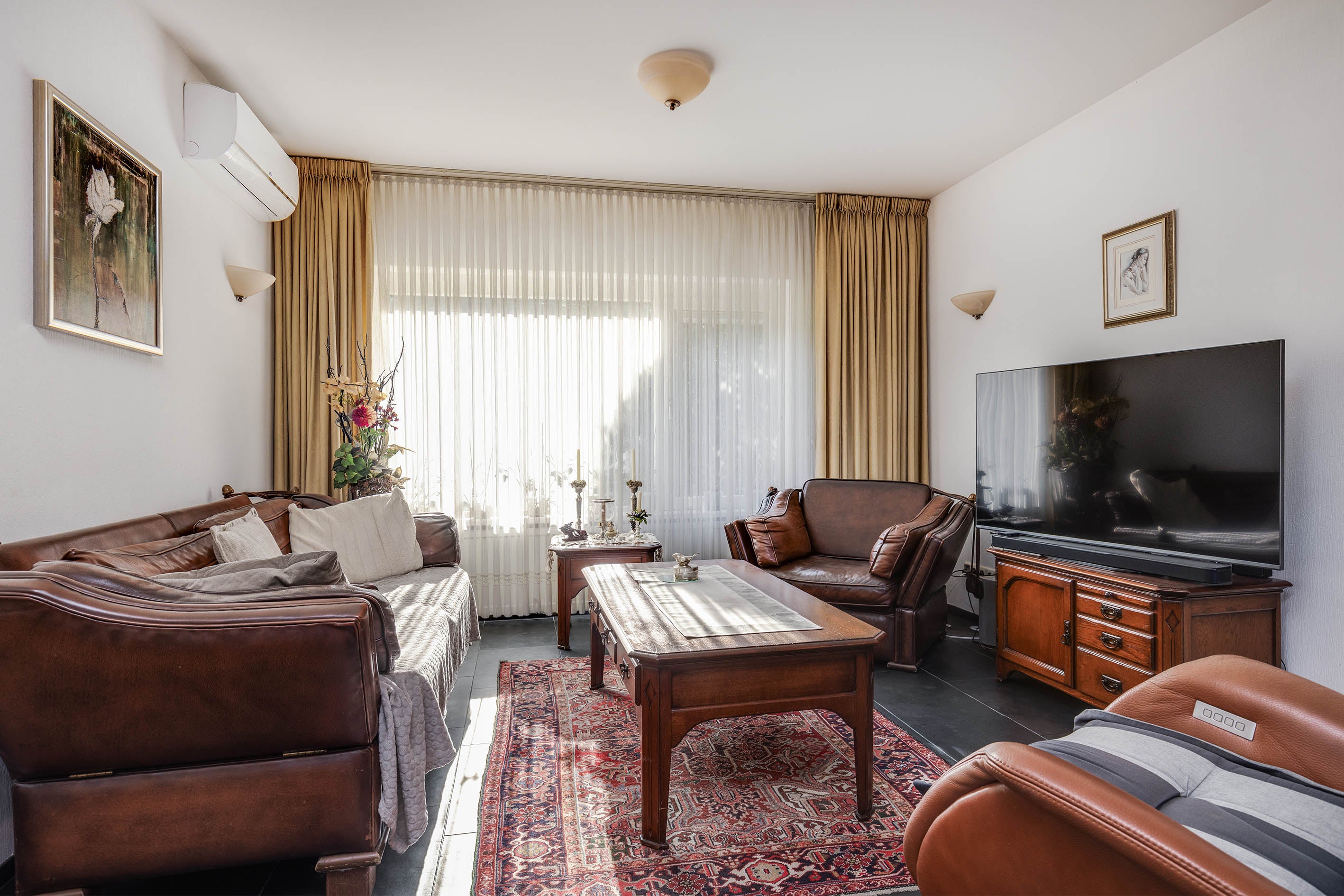 Hoekwoning te koop: Eenbesweg 21, Nieuwstadt