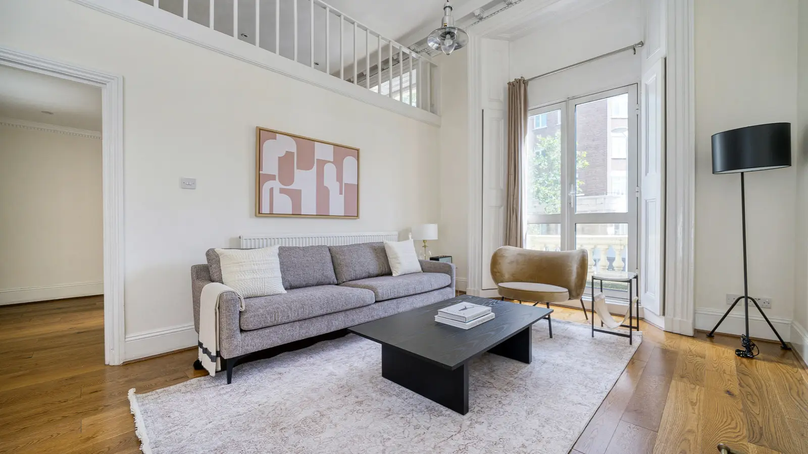 Flat Old Brompton Road in Greater London