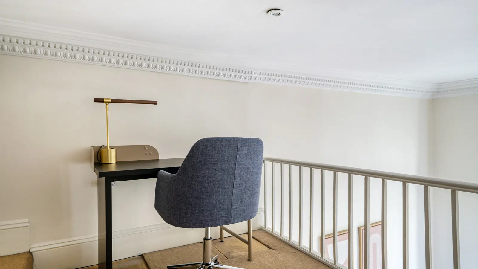 Flat Old Brompton Road in Greater London
