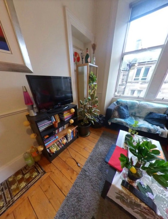 Flat Leith Walk in City of Edinburgh