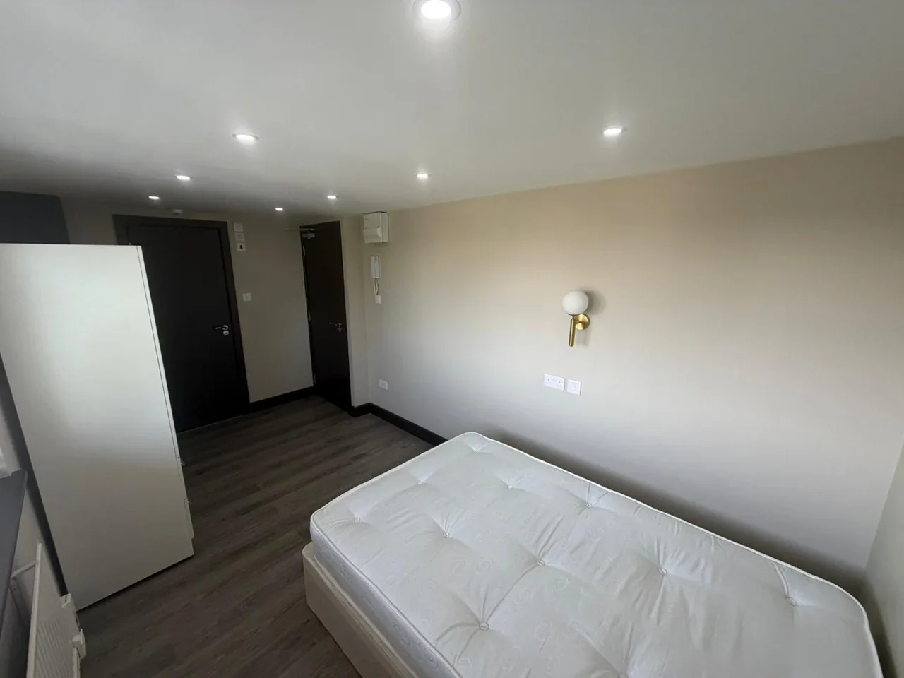 Flat Stamford Close in Hertsmere