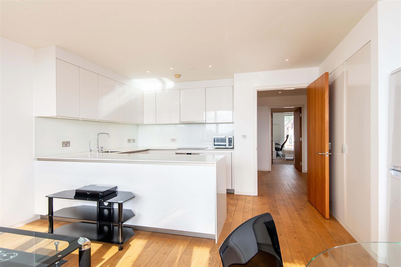 Flat Winchester Road in Greater London