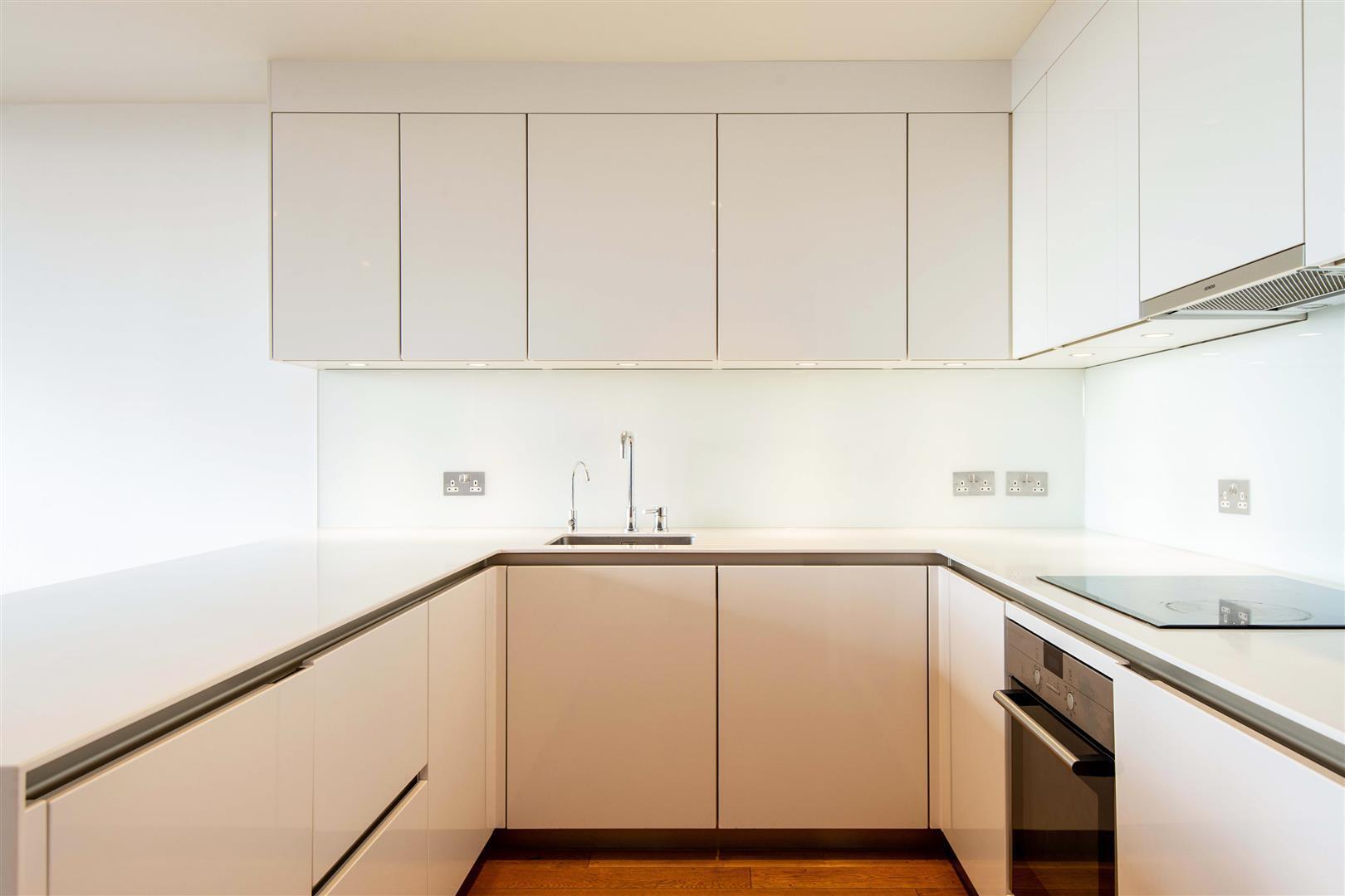 Flat Winchester Road in Greater London