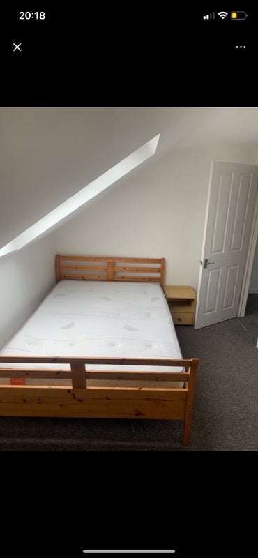 Room Curzon Road in Bournemouth