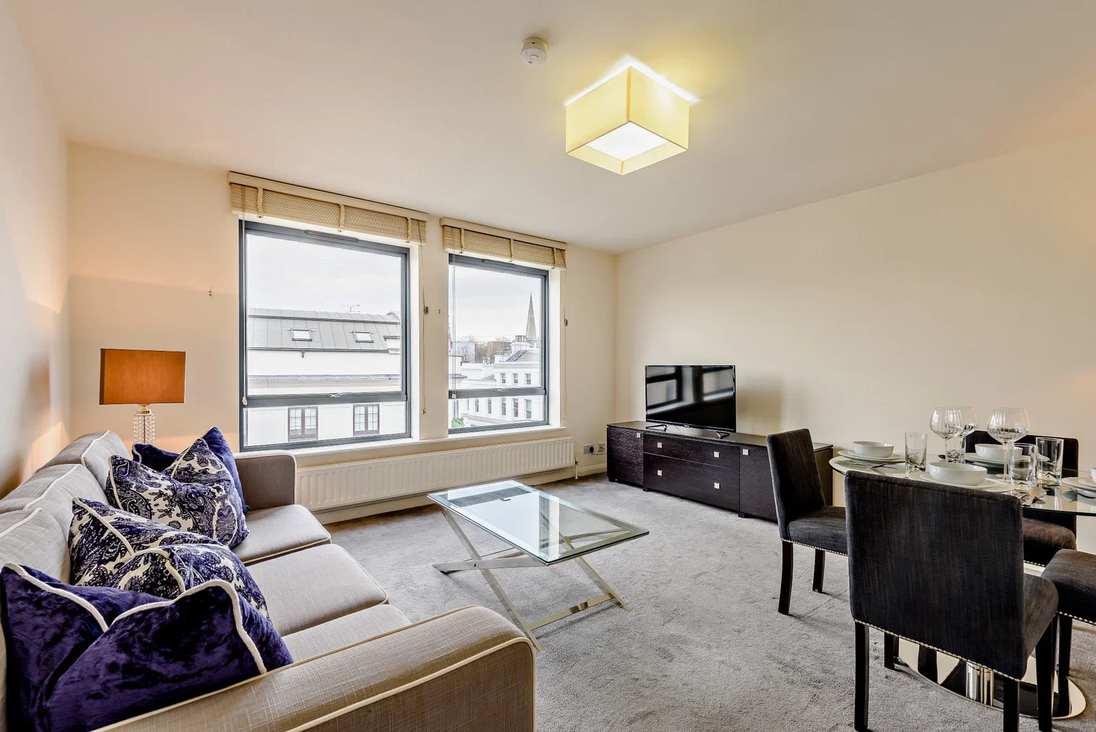 Flat Fulham Road in Greater London