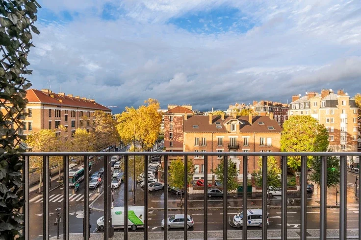 Flat Avenue de la Porte Pouchet in Paris