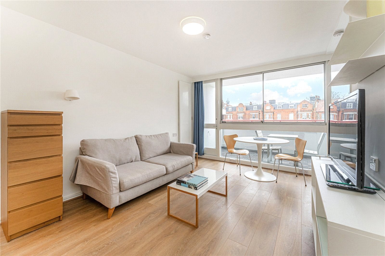 Flat Marylebone Road in City of Westminster