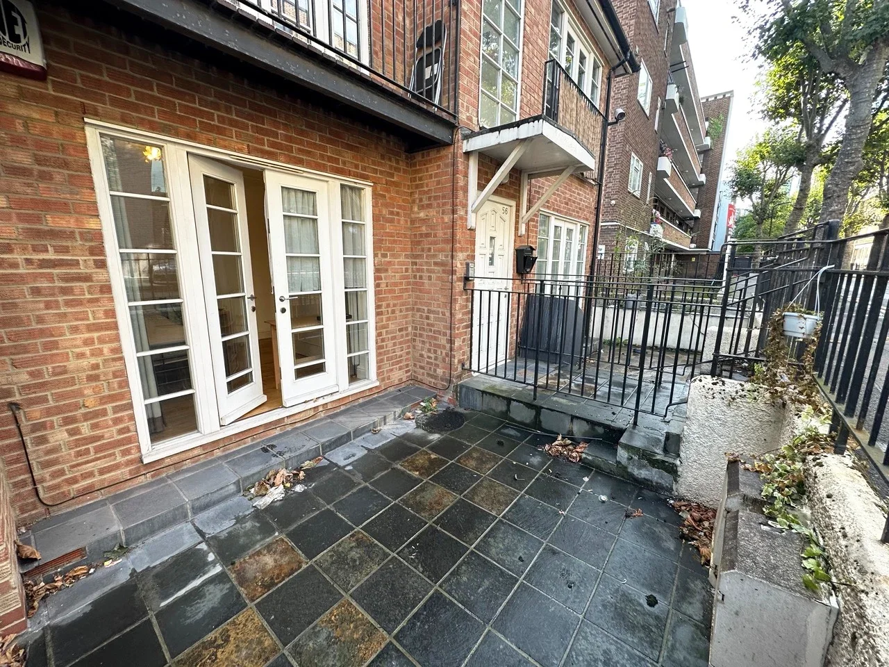 Room Bevenden Street in Greater London