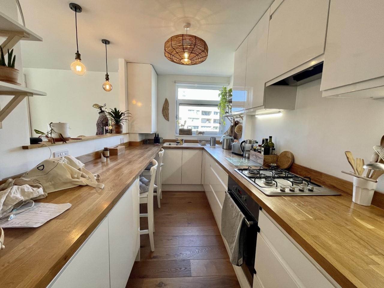 Flat Belmont Street in Greater London
