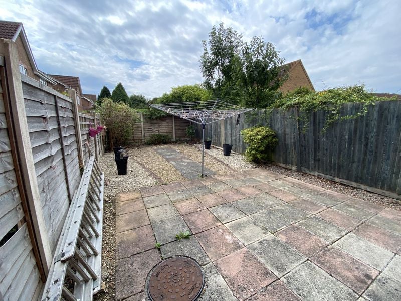 House Harvest Close in Bristol